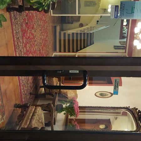 Hostal Residencia Catalina Palamós Εξωτερικό φωτογραφία