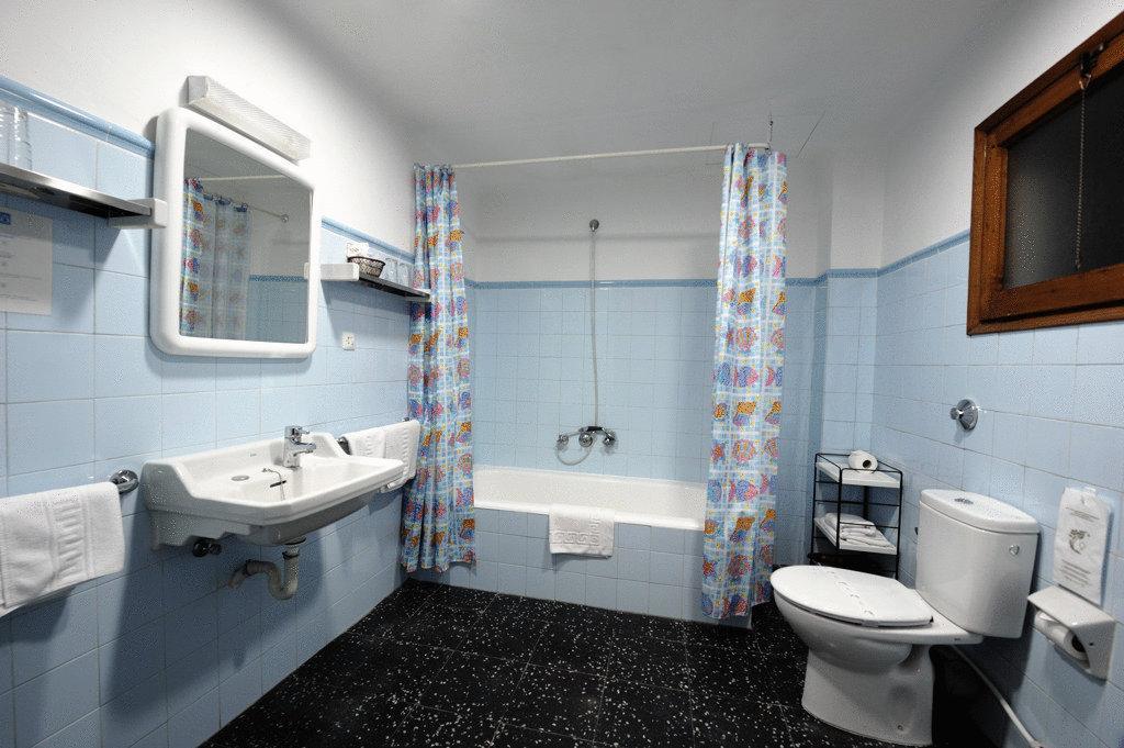 Hostal Residencia Catalina Palamós Δωμάτιο φωτογραφία