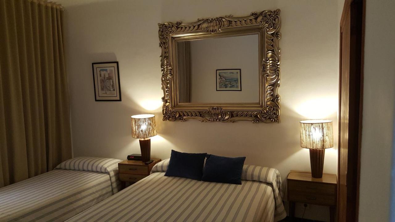 Hostal Residencia Catalina Palamós Εξωτερικό φωτογραφία